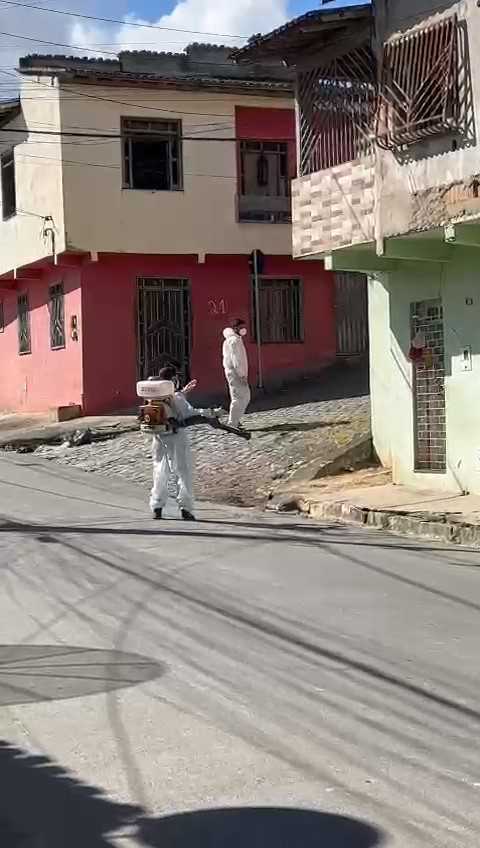 Camacã: Secretaria de Saúde realiza bloqueio espacial de combate a Dengue em ruas da cidade
